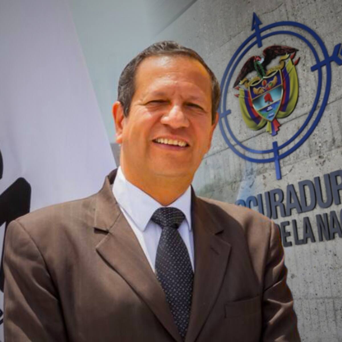 Procuraduría revoca sanción contra exsuperintendente, Luis Guillermo Pérez