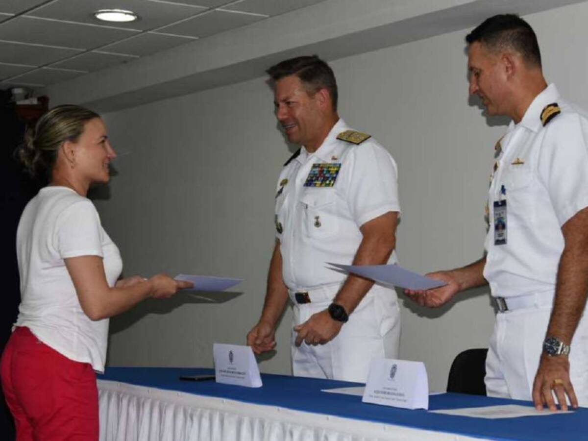 Armada capacita 19 personas para embarcaciones de recreo en Cartagena