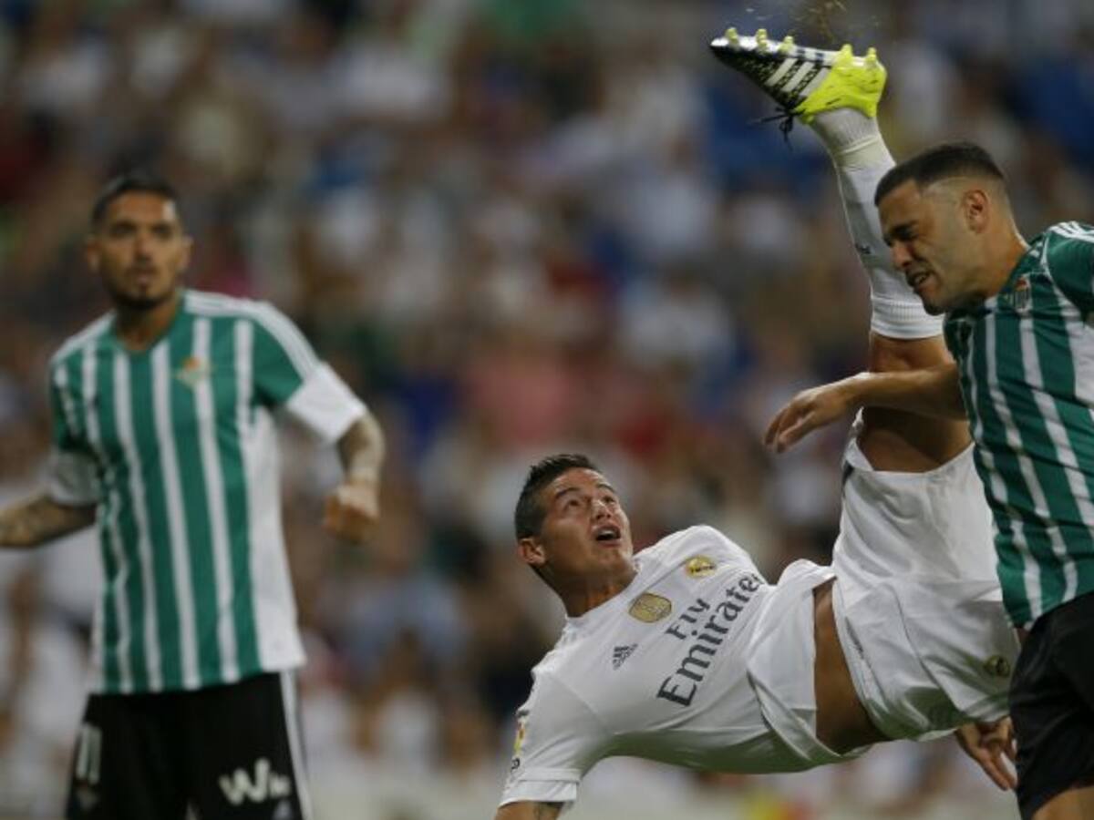 James se manda dos golazos en el Santiago Bernabéu
