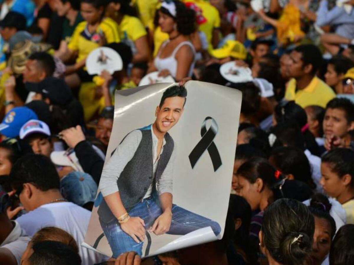 Con una escultura conmemoran a Martín Elías a un año de su muerte