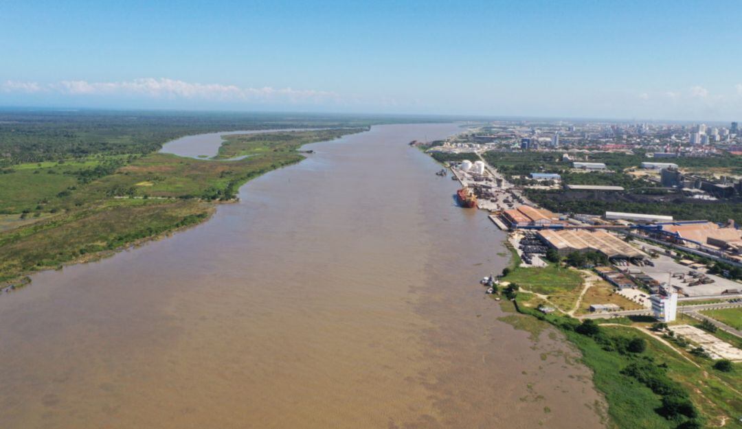 Canal de acceso al puerto de Barranquilla