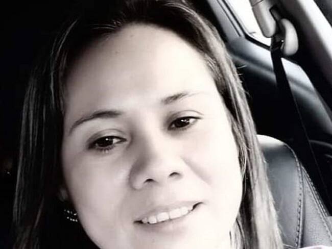 Como Adriana María Sánchez Olaya de 40 años de edad, fue identificada la mujer que perdió la vida.