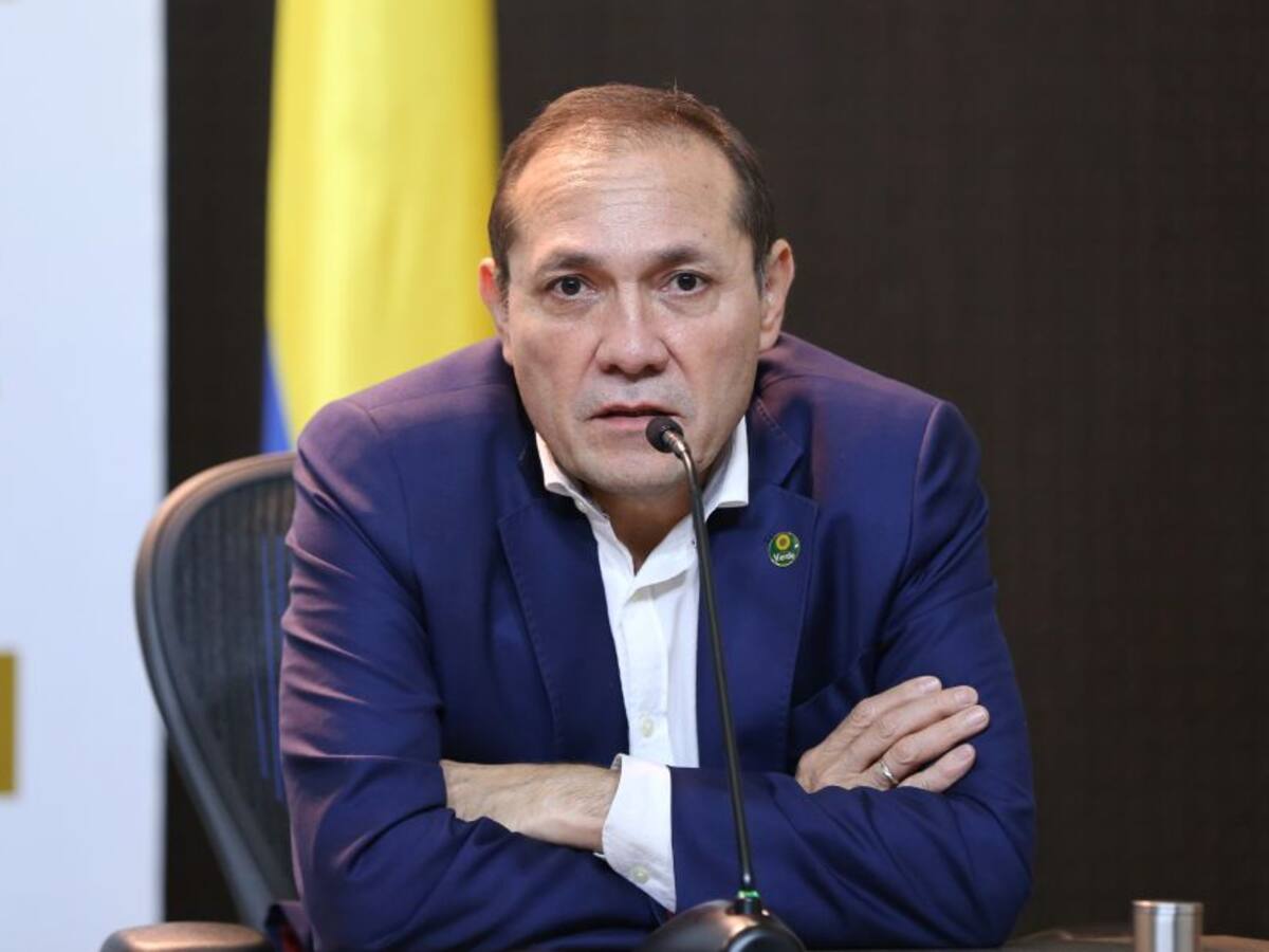Senador Sanguino propone diálogo entre sectores de oposición
