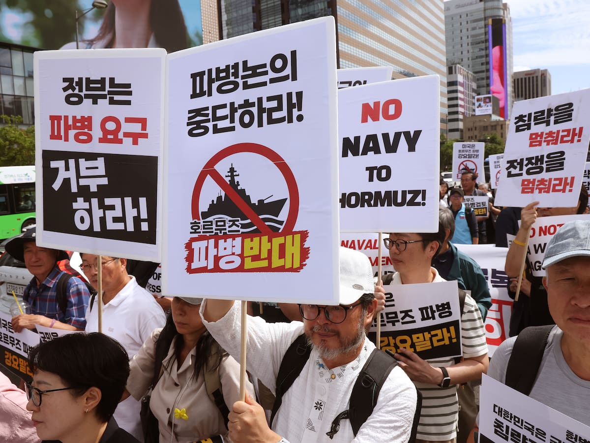 Protestas en Corea del Sur ante posible despliegue de sus tropas en el Estrecho de Ormuz
