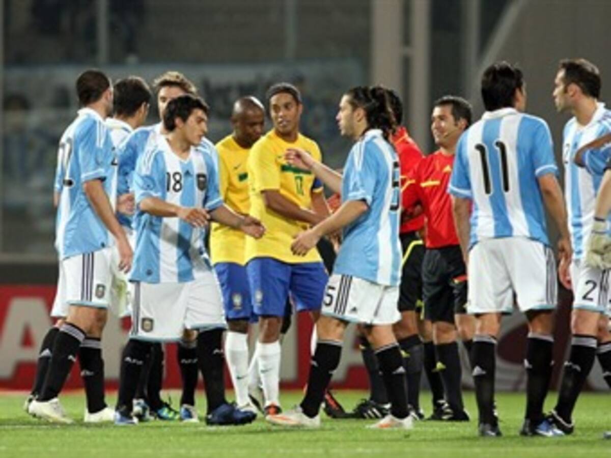 Prensa brasileña calificó de 'aburridísimo' el amistoso Argentina vs. Brasil