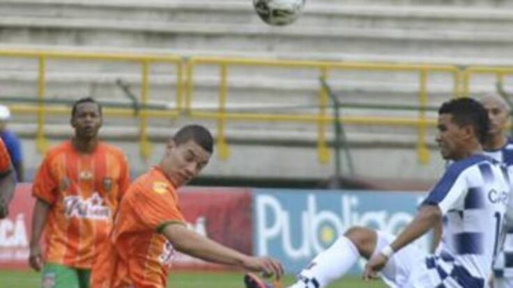 Boyacá Chicó hizo respetar su casa y venció, con buen fútbol, a Envigado
