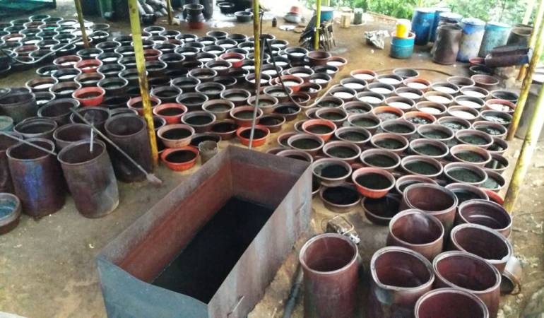 Las refinerías son atribuidas por las autoridades al Eln y los Pelusos.