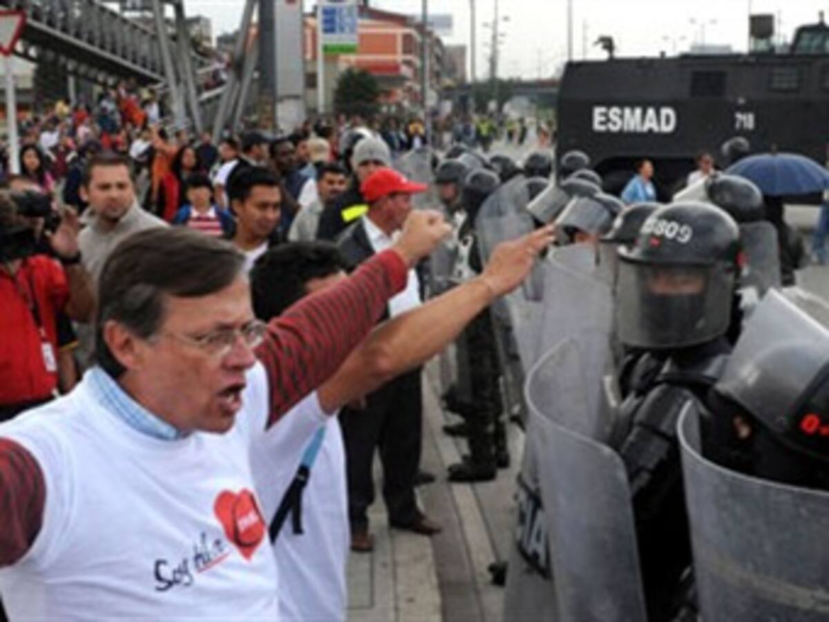 Registraduría decidirá si anula o no firmas de empleados de DMG que apoyaron referendo reeleccionista