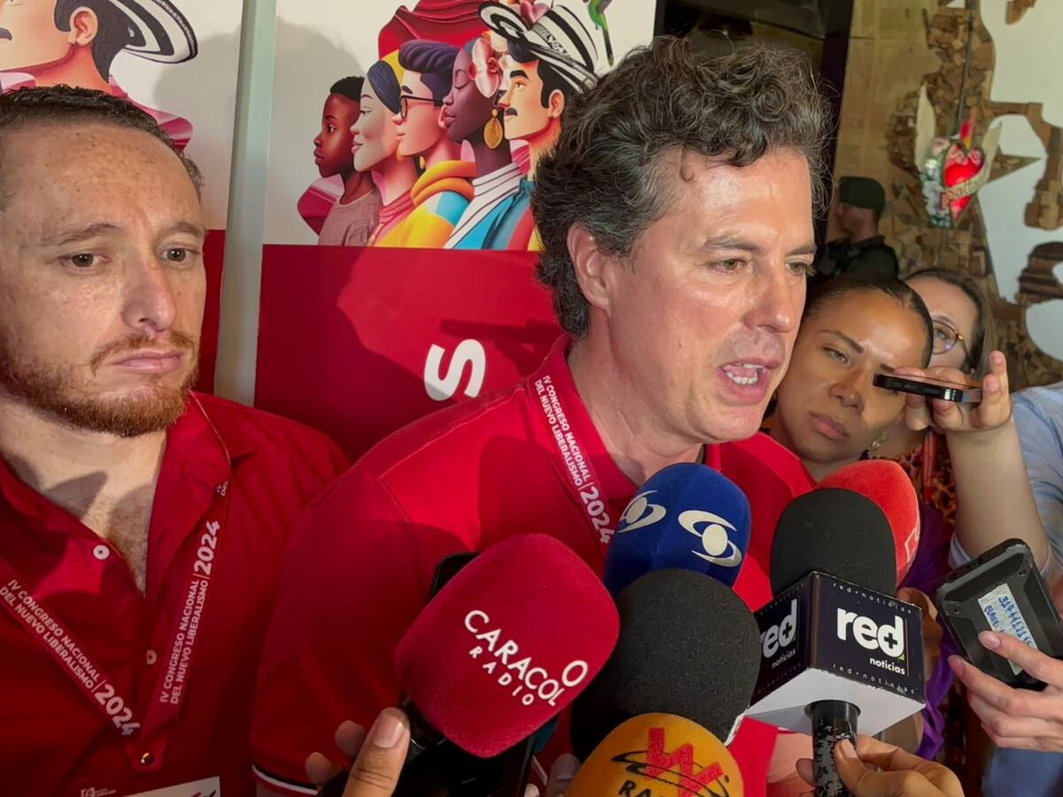 Familia está por encima de la política: Juan Manuel Galán sobre diferencia con su hermano