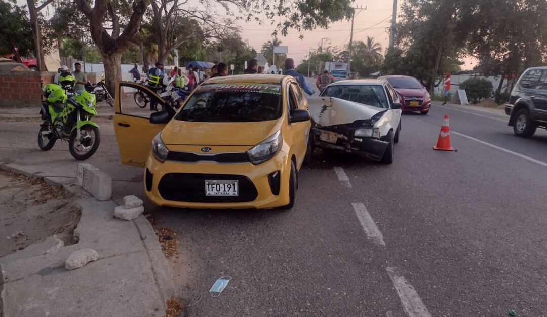 Según testigos, uno de los conductores involucrados sufrió un microsueño