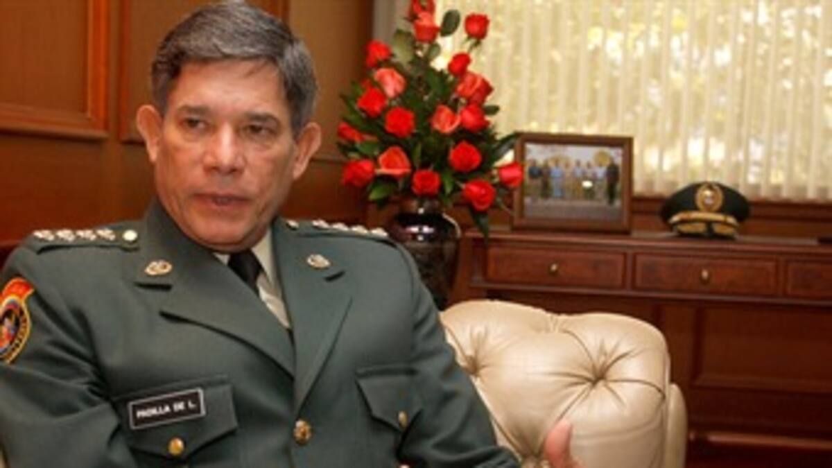 General Padilla niega responsabilidad en masacre de Mapiripán