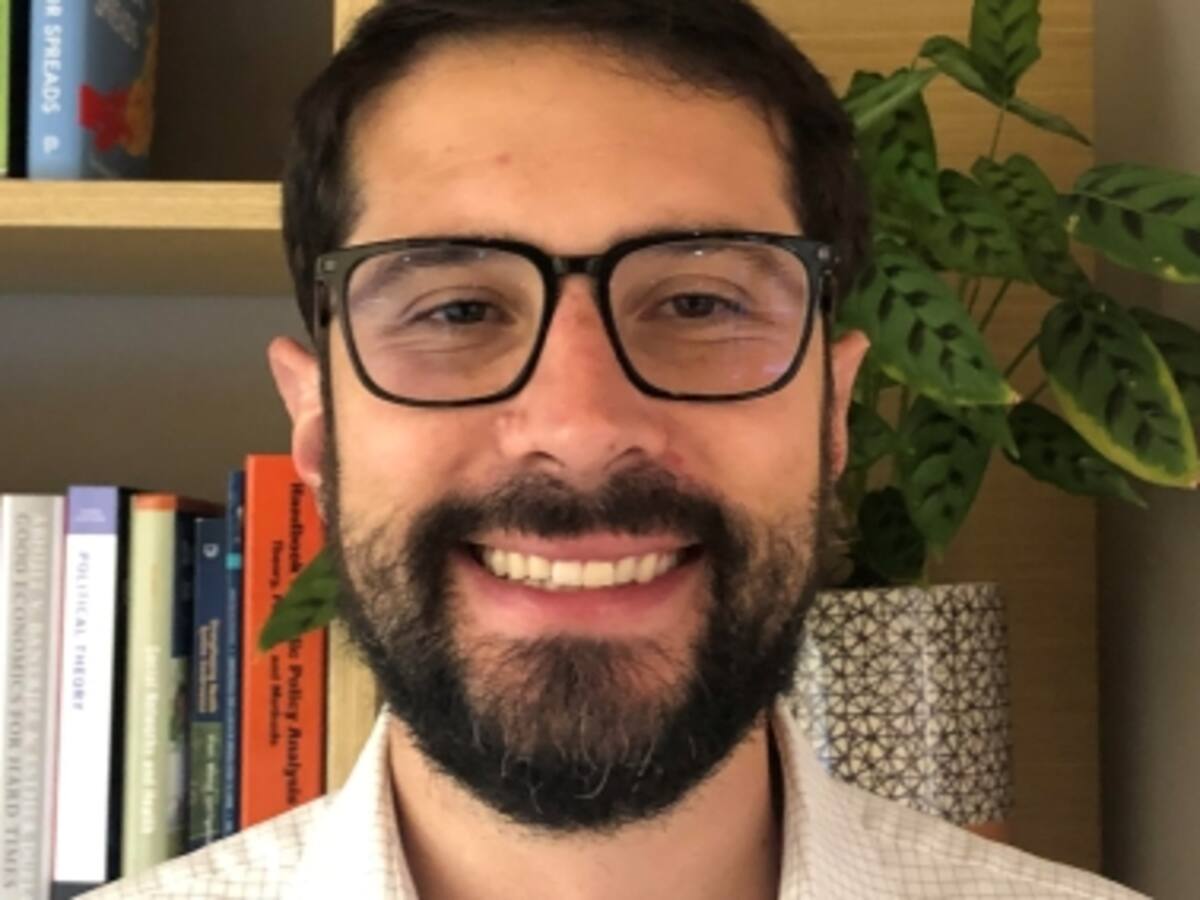 Intervención a EPS incrementaría mortalidad en un 25%: Dr. Andrés Vecino