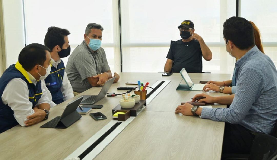 Temas el manejo de tráfico, las actas de vecindad y el pago de compensaciones se tocaron en la última reunión
