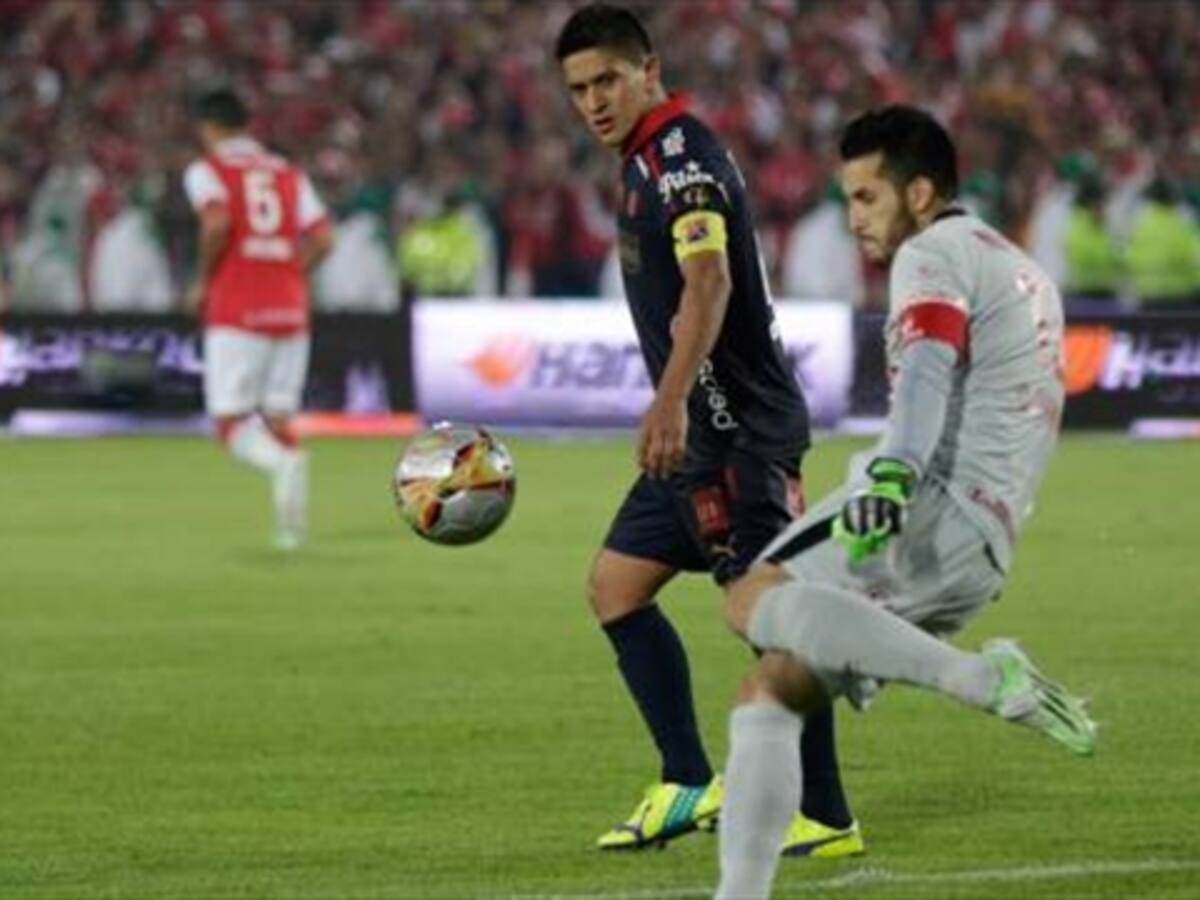 Camilo Vargas se queda en Santa Fe