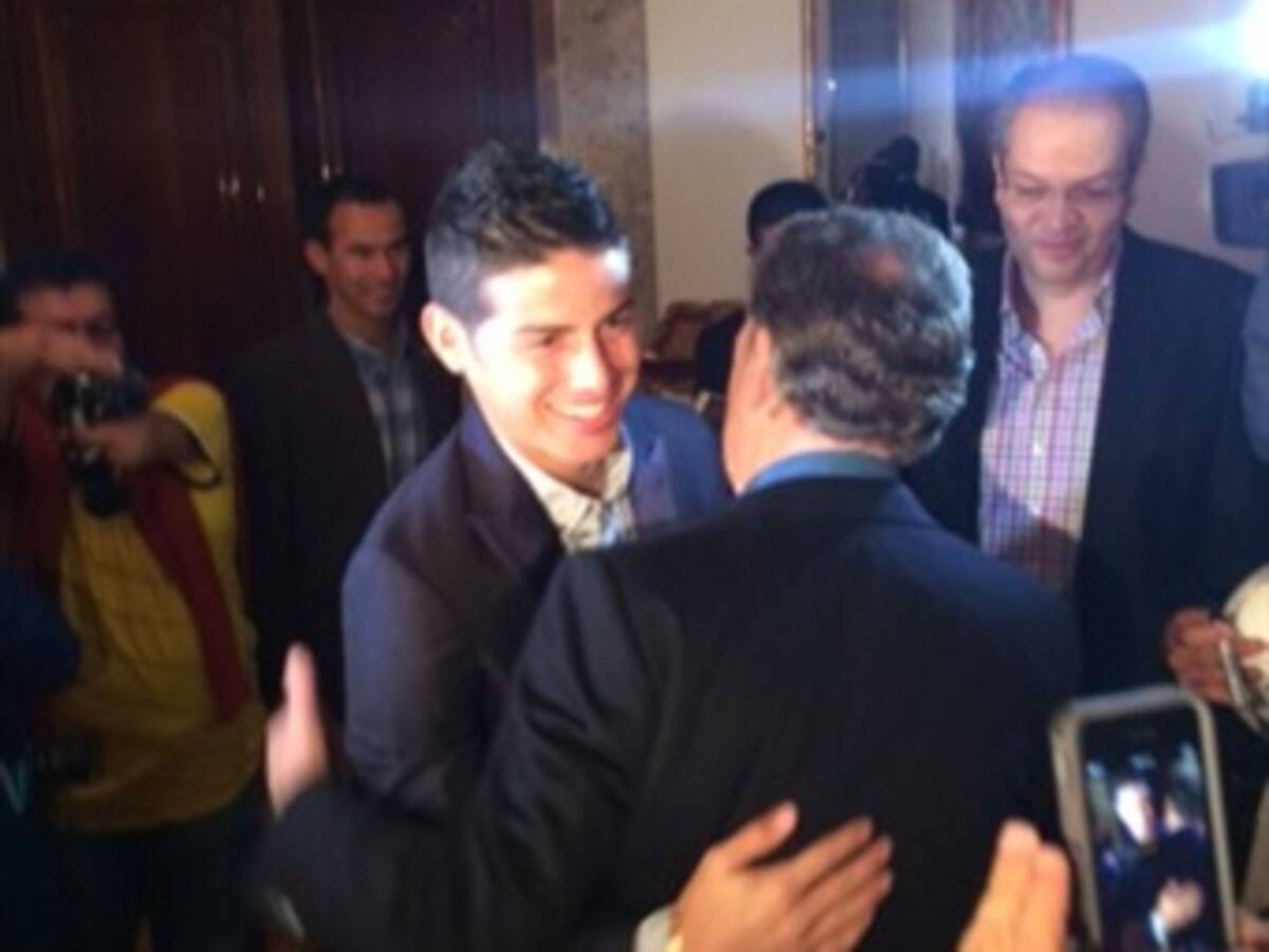 Presidente Santos aprovecha visita a España para encontrarse con James