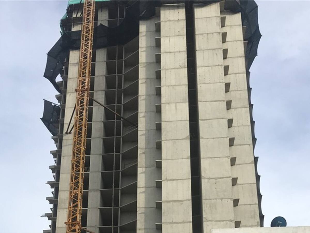 Sellan edificio Aquarela que se construye cerca del Castillo San Felipe en Cartagena