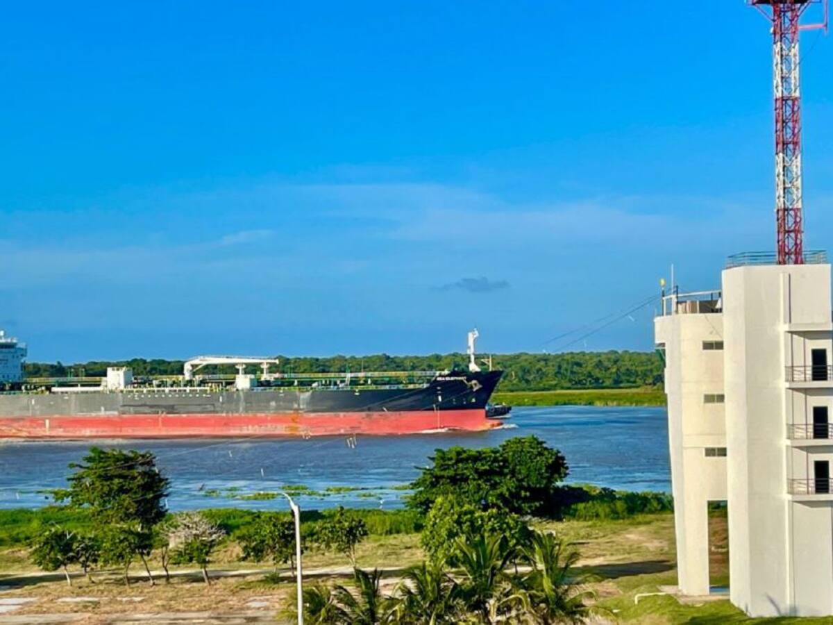 Calado en Puerto de Barranquilla bajó a 6,2 metros