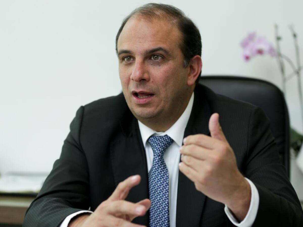 “Tenemos reportes superiores a 20 fallecidos y 46 policías lesionados"