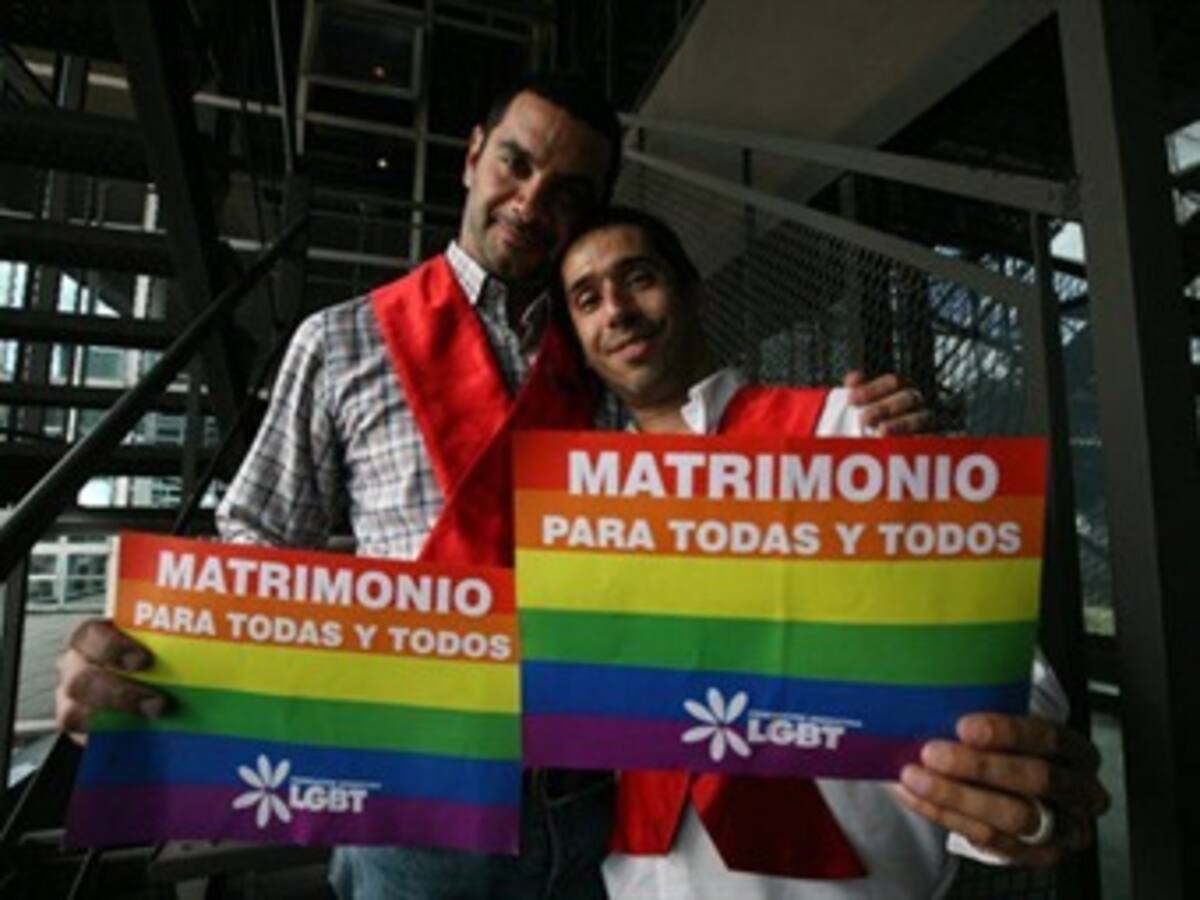 Evaluamos si nos retiramos del debate sobre matrimonio gay: Benedetti