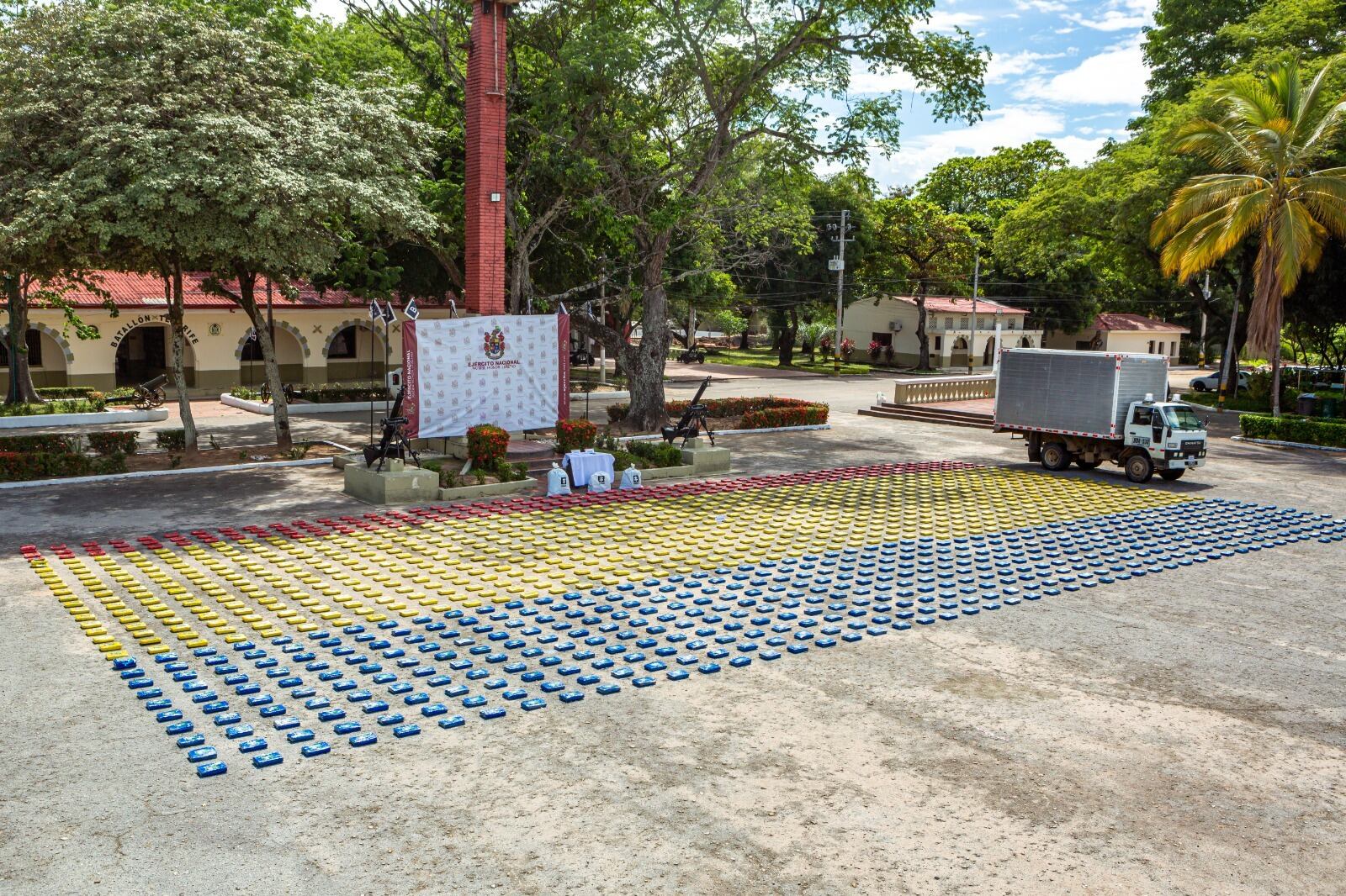 El cargamento, valorado en cerca de 2.000 millones de pesos en Colombia. Foto Novena Brigada.