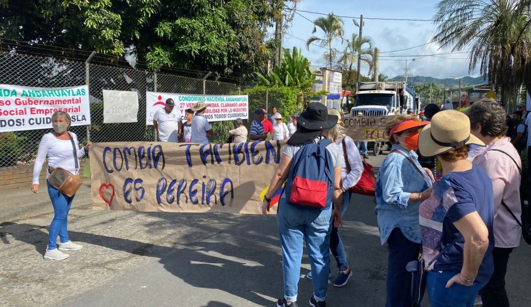 Arreglo de las vías de Combia