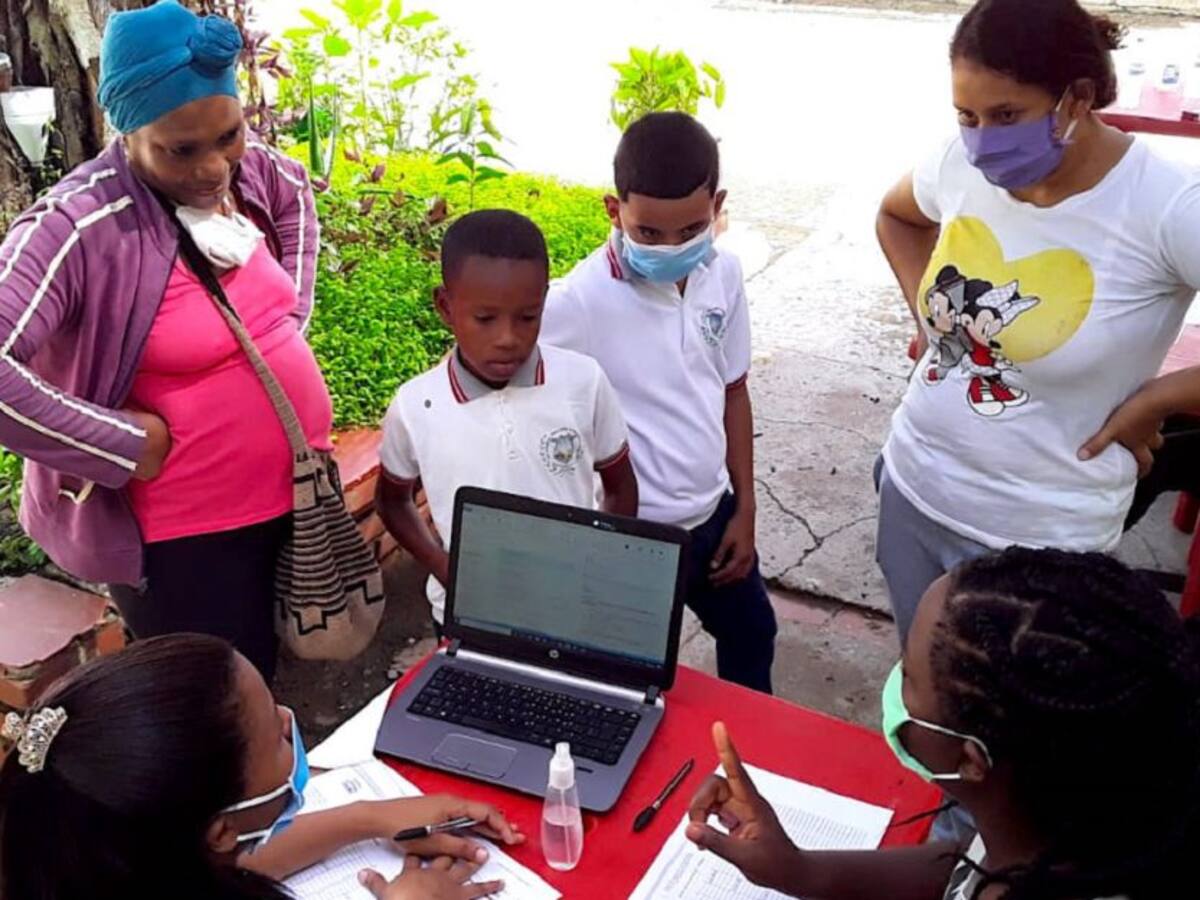 En María la Baja- Bolívar, 7000 estudiantes reciben sim card con internet