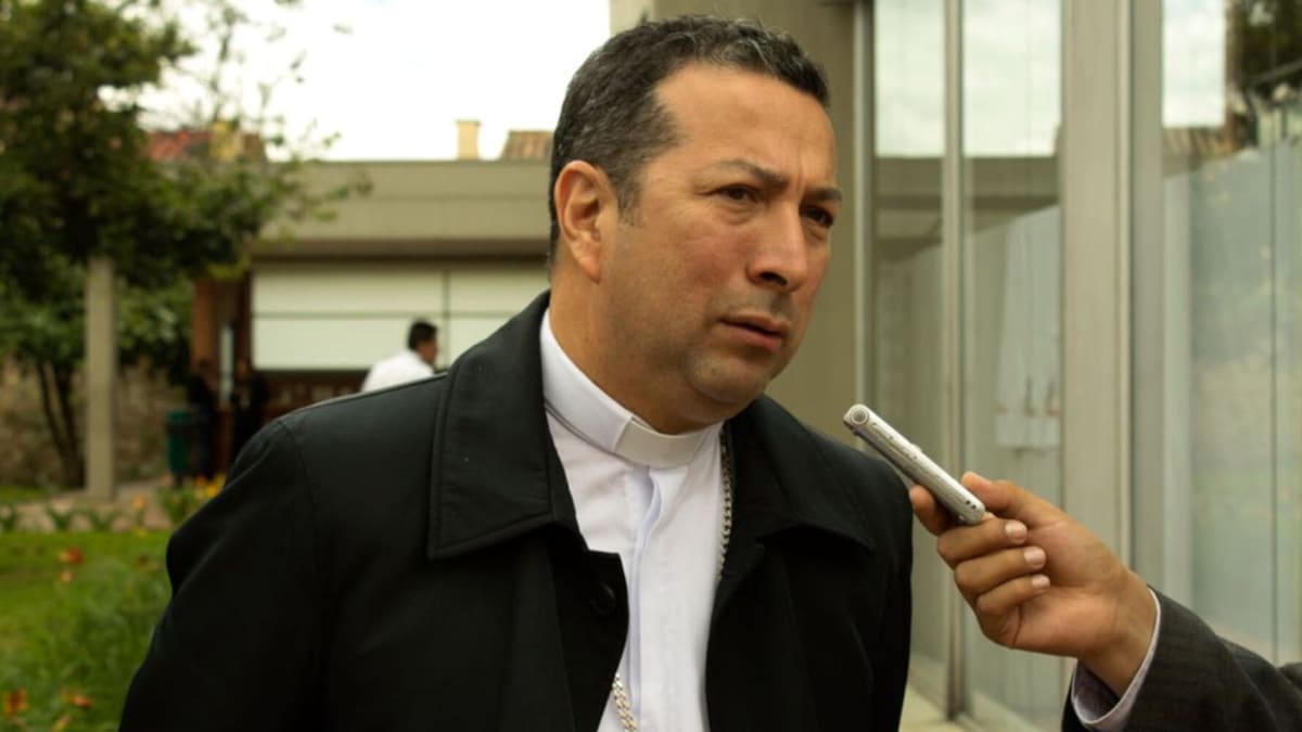“Niños sin colegio son una presa fácil para el reclutamiento en Tumaco”: Monseñor Olave