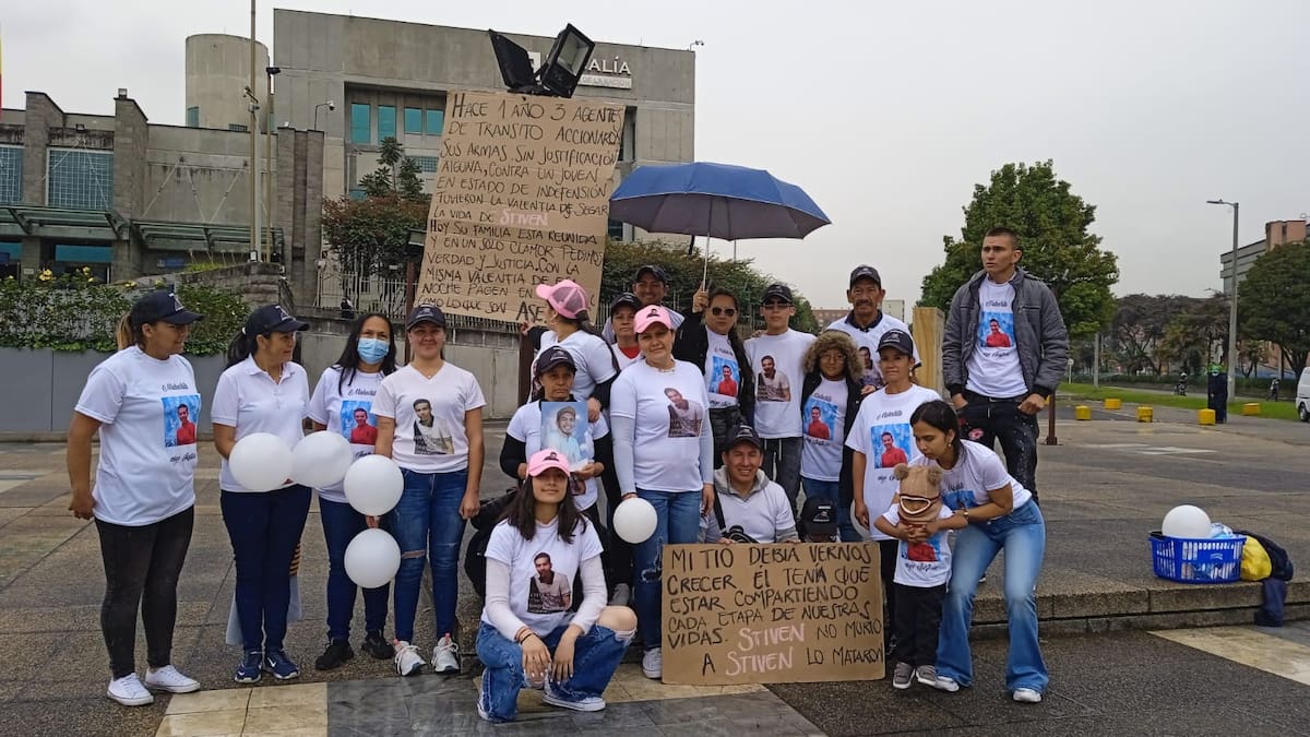 Familia de joven asesinado al parecer por policías piden justicia tras un año de su muerte