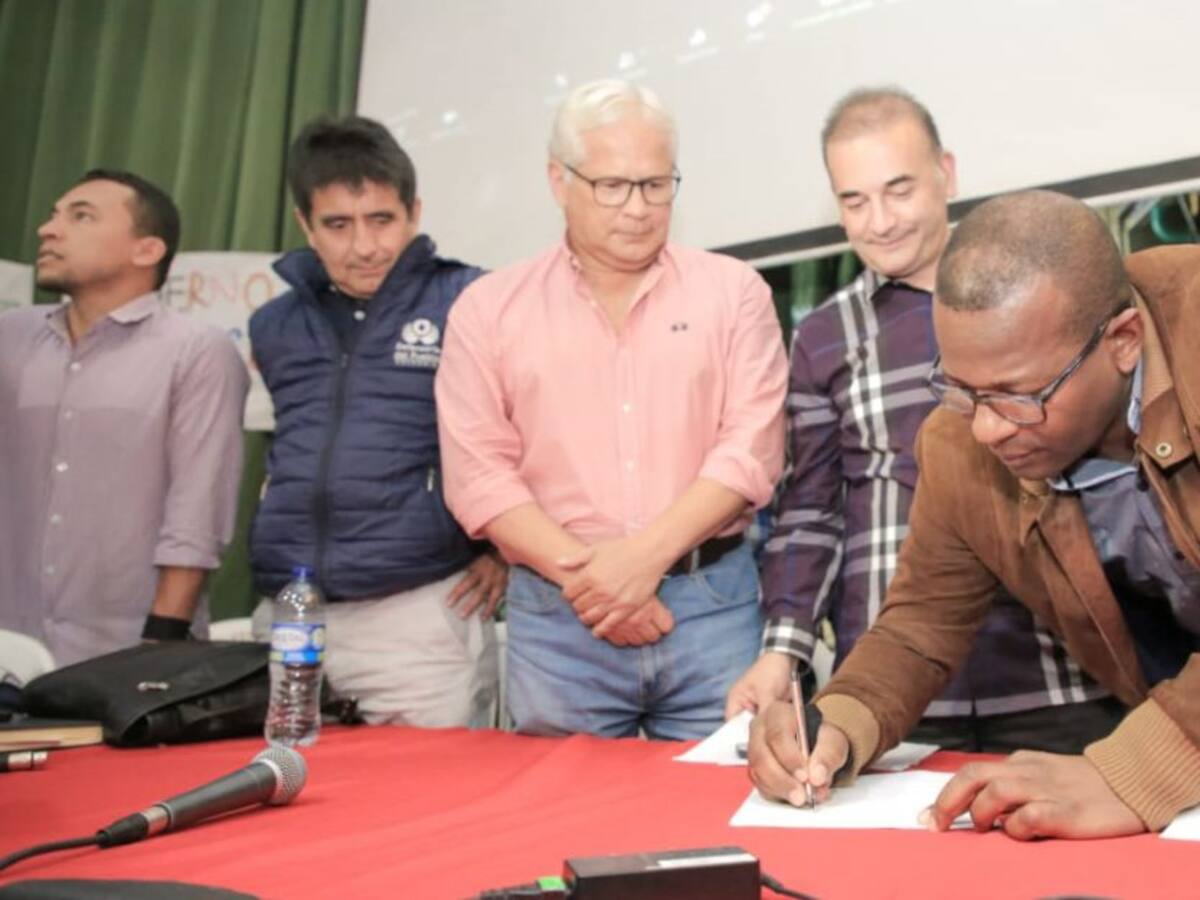 Acuerdos permiten levantar el paro y estudiantes regresan a clases en Cauca