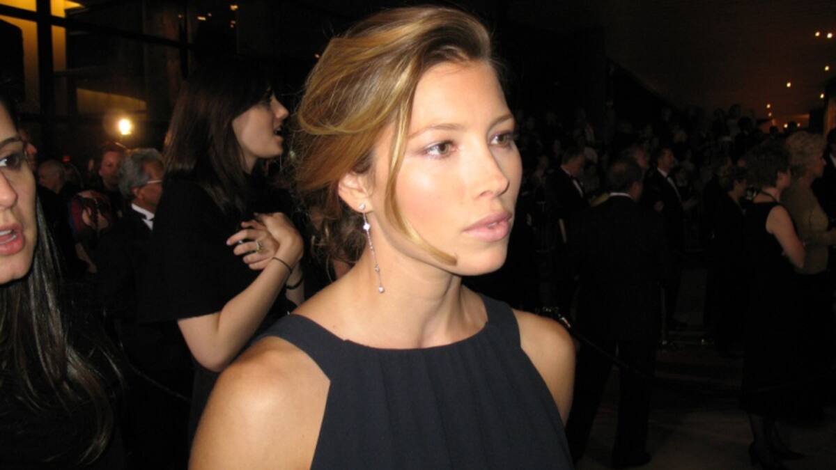 Para Jessica Biel ser madre es lo 'más increíble y desafiante' del mundo