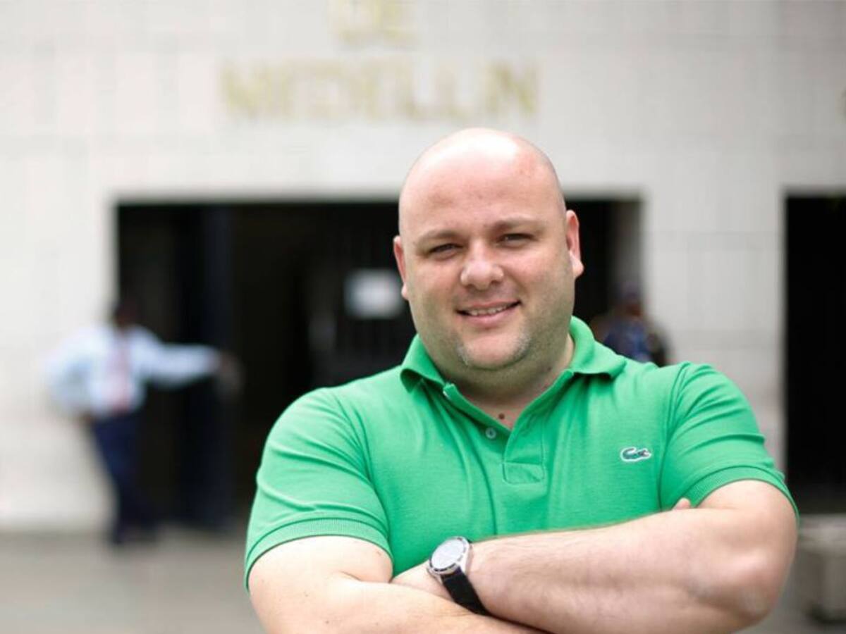 Verdes cuestionan su propio candidato a la alcaldía de Medellín