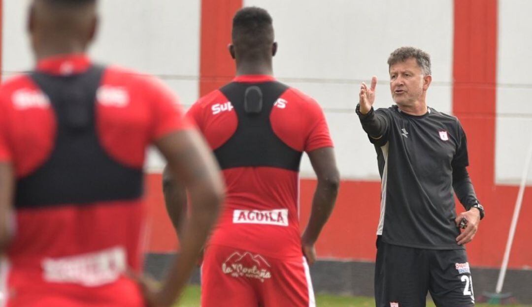 Juan Carlos Osorio, DT América