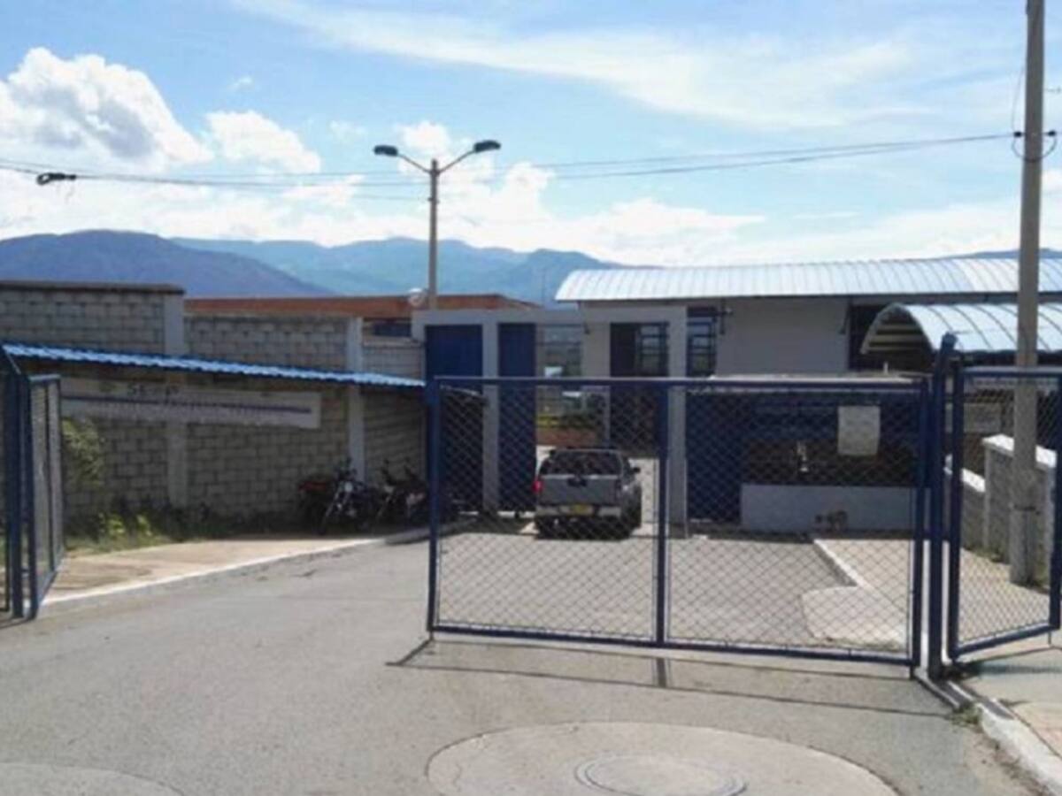 Cinco casos de COVID-19 entre los internos de la cárcel modelo de Cúcuta