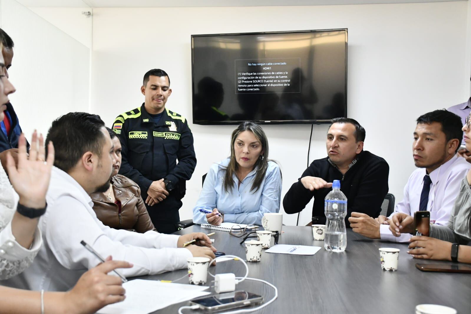 Después de un incidente de violencia dirigido hacia un taxista de Tunja, el gremio y la alcaldía, llegaron a múltiples acuerdos.