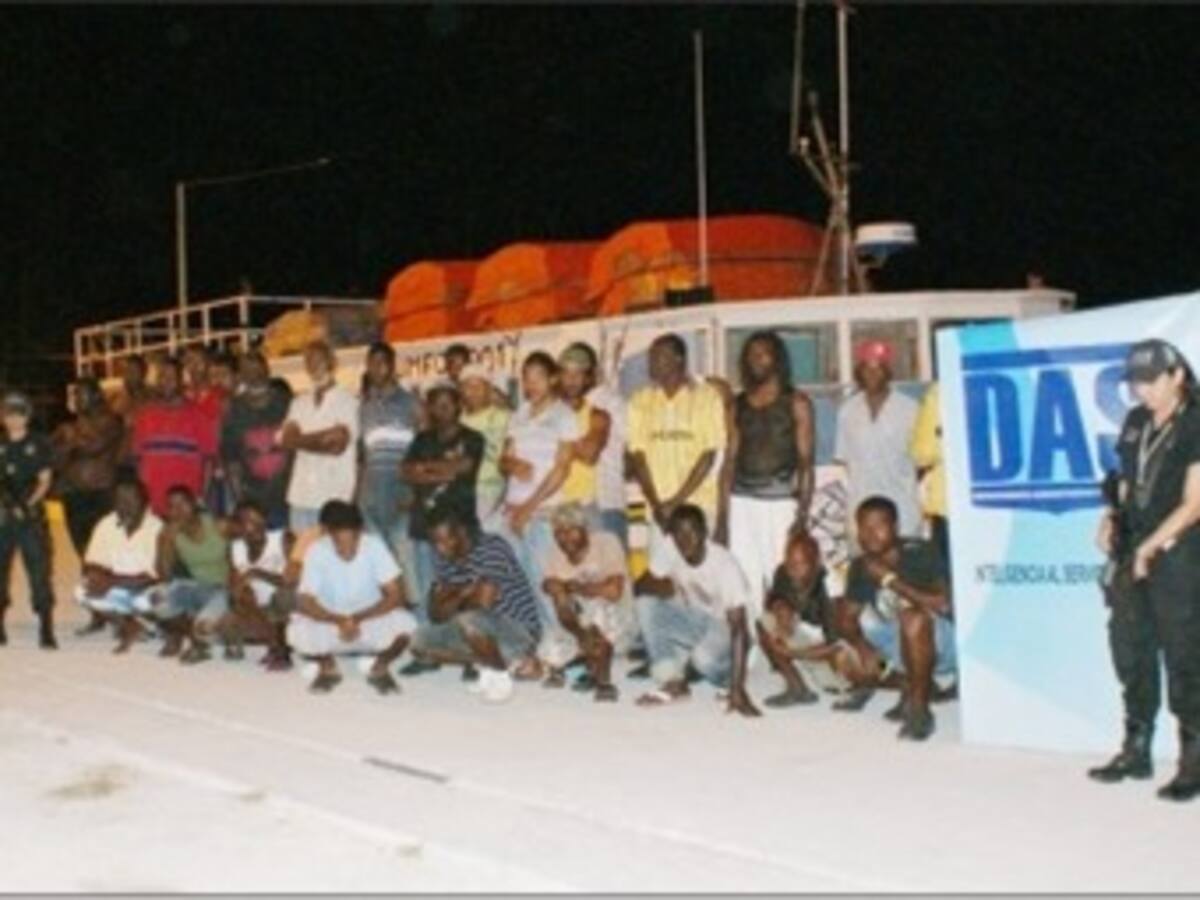 Pescadores retenidos en San Andrés están de situación crítica, según cónsul