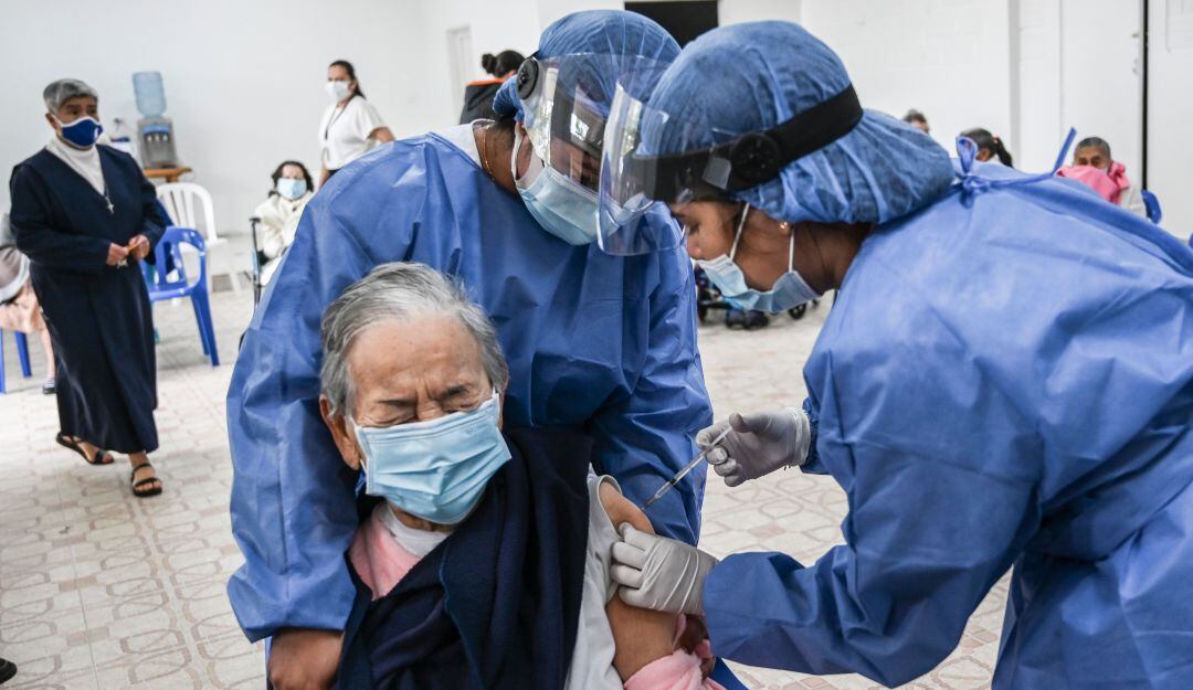 Colombia se acerca al millón de vacunados contra el coronavirus