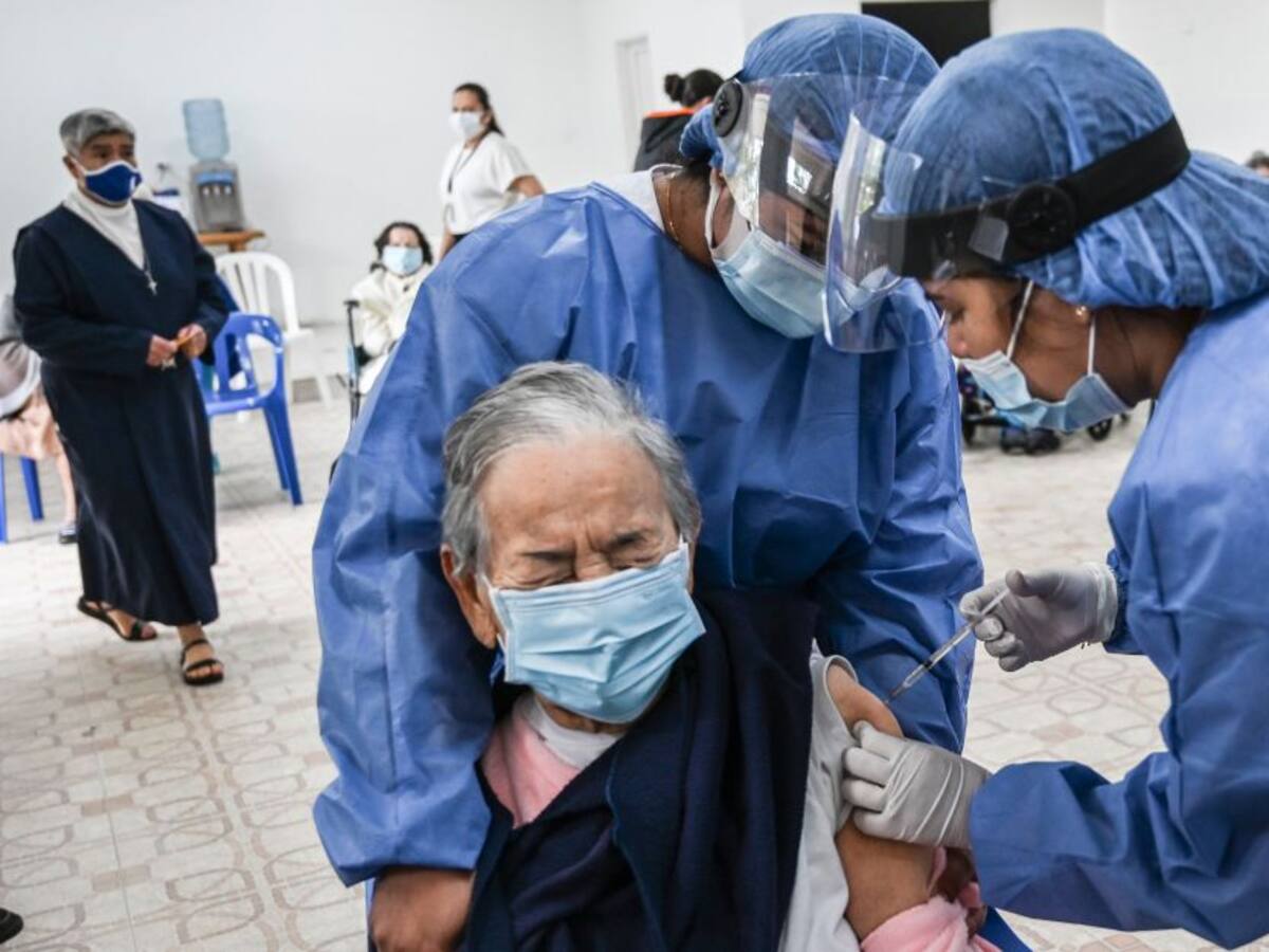 Colombia se acerca al millón de vacunados contra el coronavirus