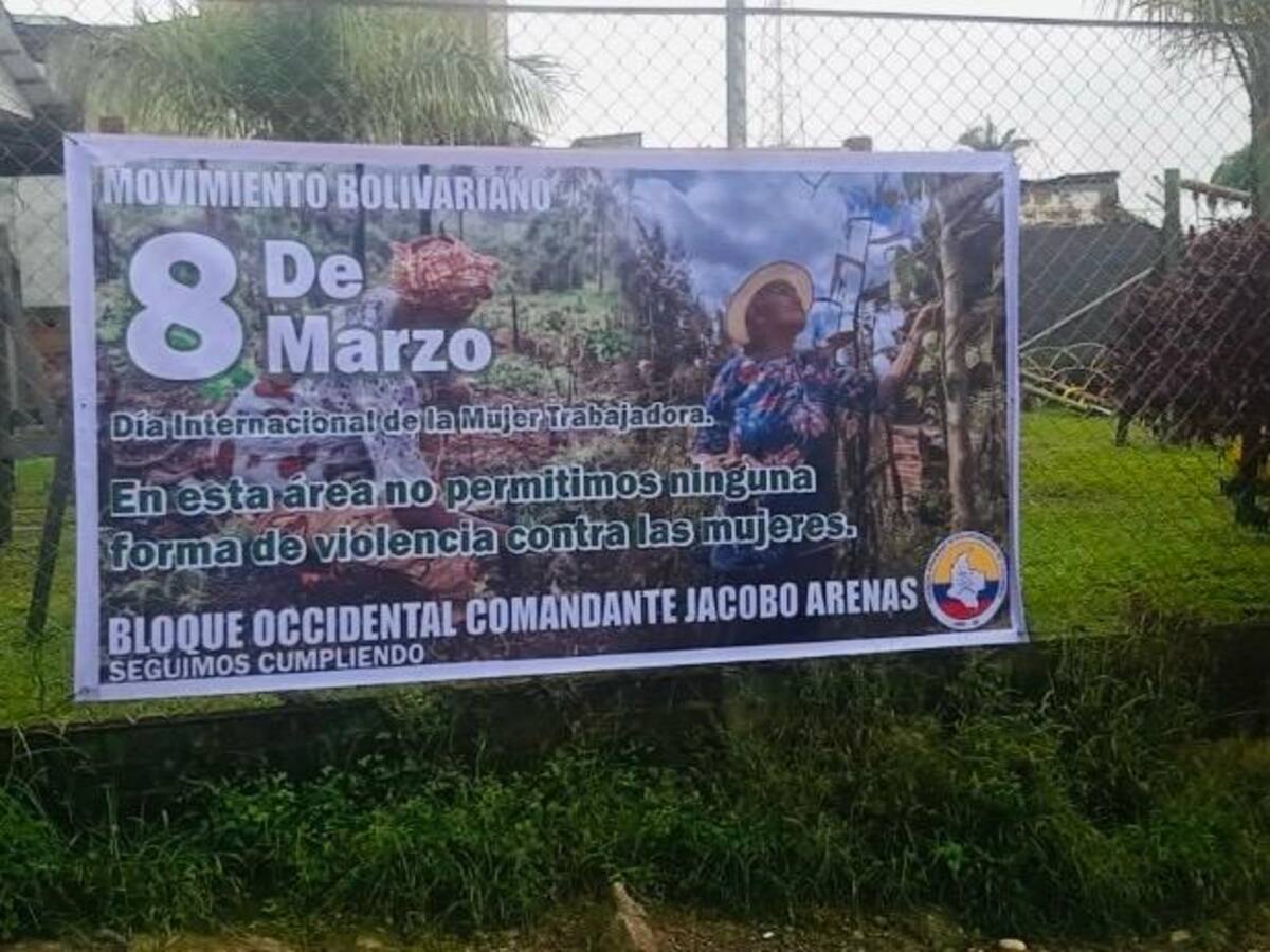 Disidencias de las Farc instalaron una pancarta en la Alcaldía de Morales, Cauca