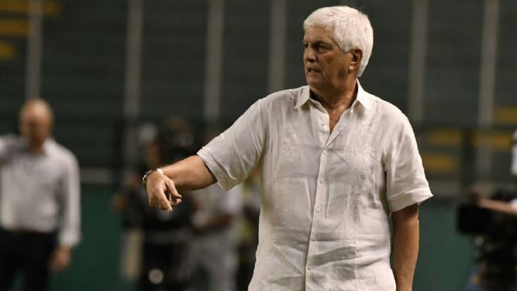 Julio Comesaña: "Tenemos un plantel bastante corto en Junior, bastante"