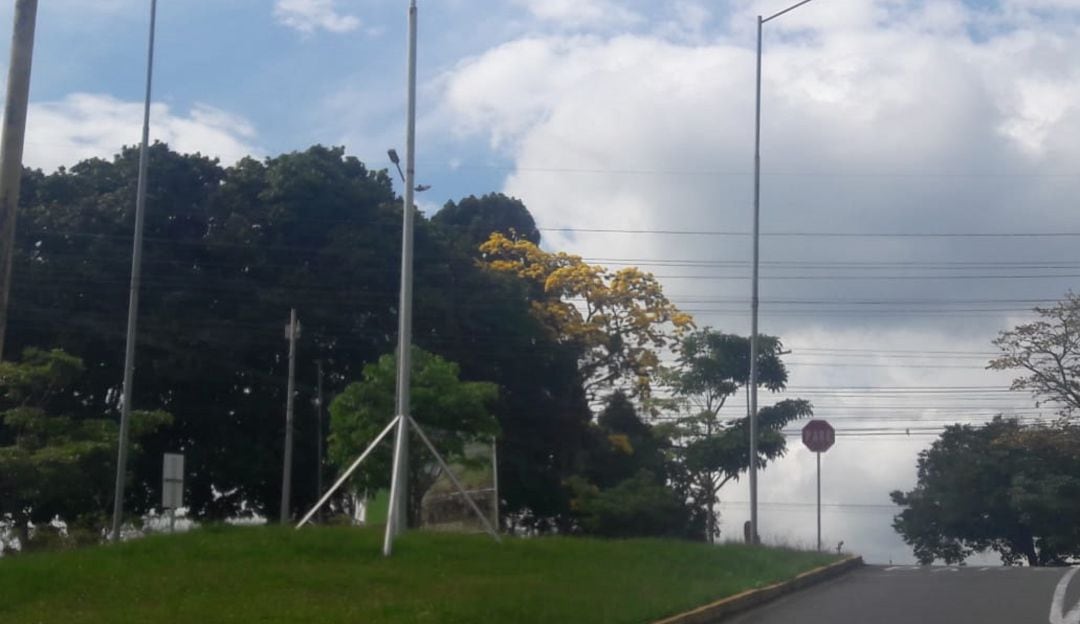 Todos los días Escuche la información local en Caracol Radio 5:45, 6:48, 7:48 y 8:45 a.m.