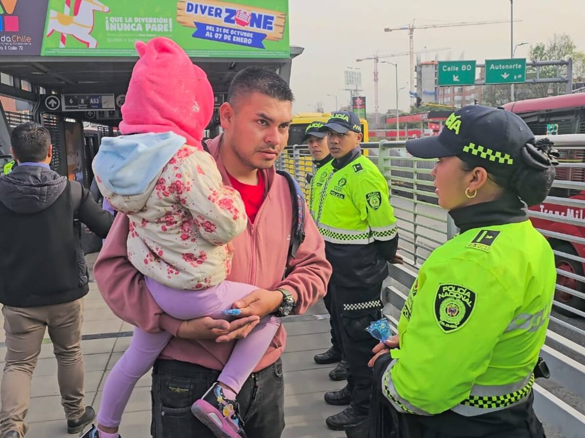Bogotá: Este año 70 menores se han extraviado en el sistema de transporte Transmilenio