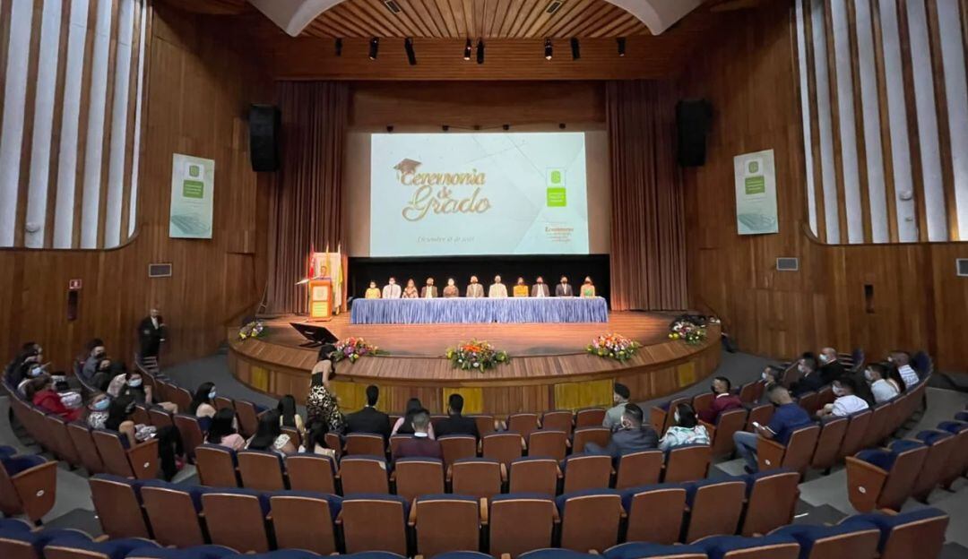 Consejo Superior de la UIS rechazó los actos violentos del Auditorio Luis A. Calvo 