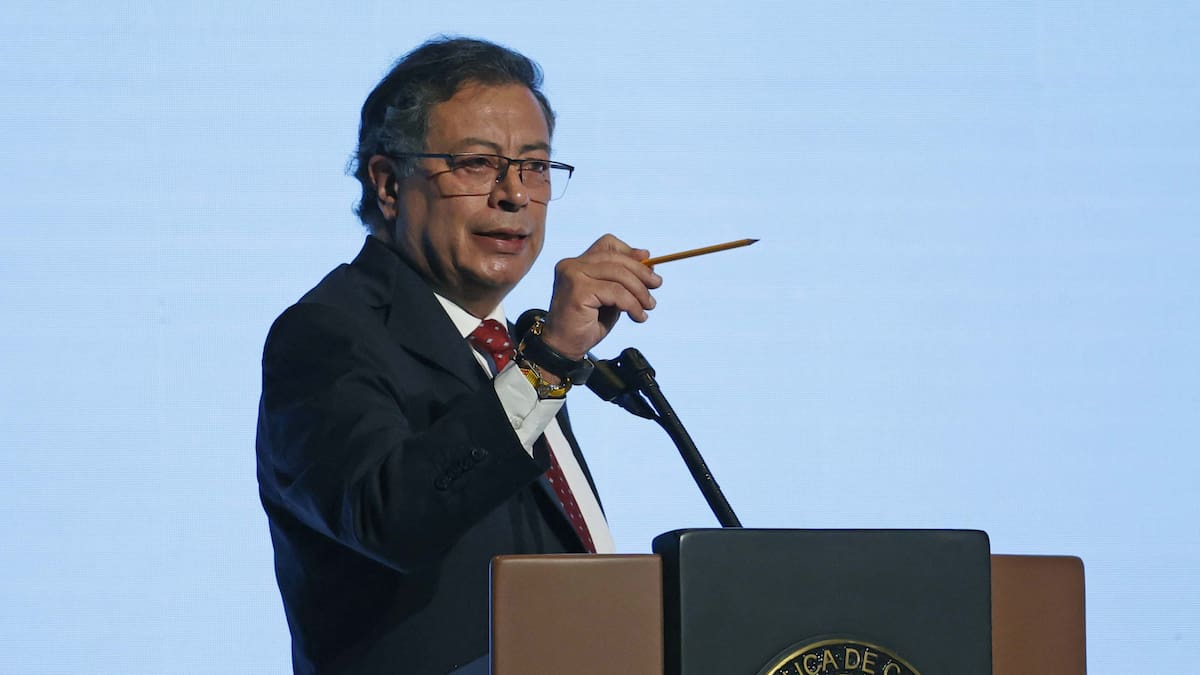 Prefirió convertirse en miembro de la Junta del Narcotráfico: Petro sobre ‘Iván Mordisco’