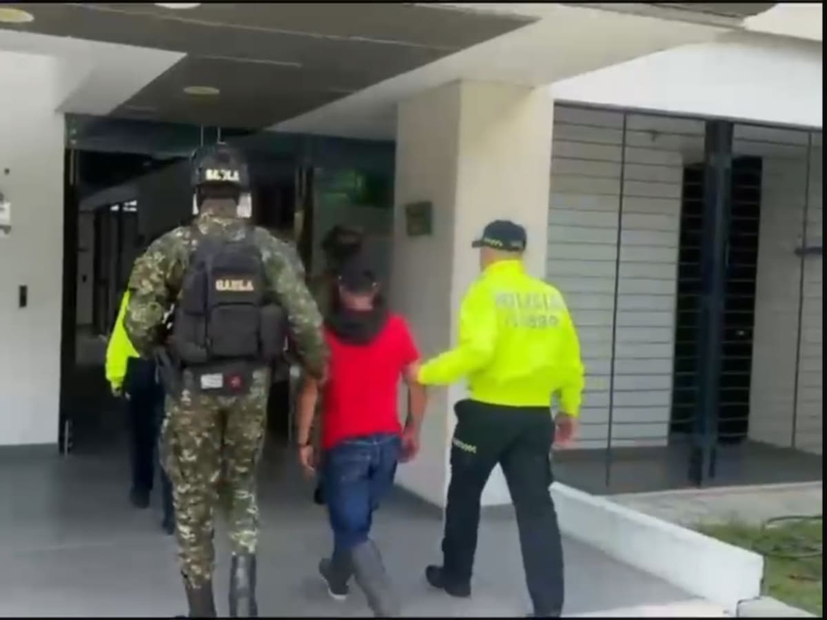 Cayó en Manizales pareja señalada de recaudar hasta $1.500 millones en extorsiones en el Valle
