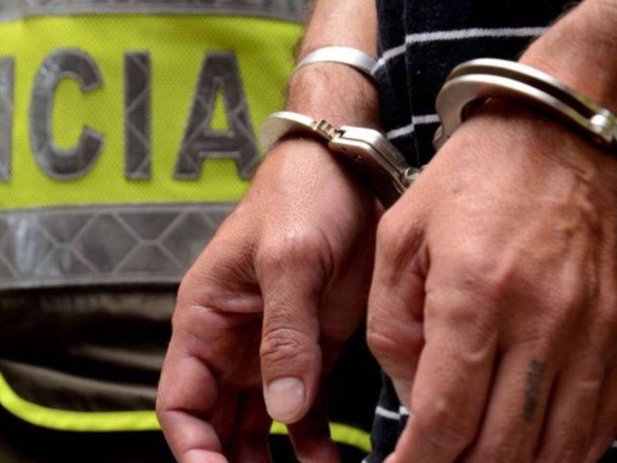 Cuando capturaron al que la extorsionaba se dio cuenta que era su hijo