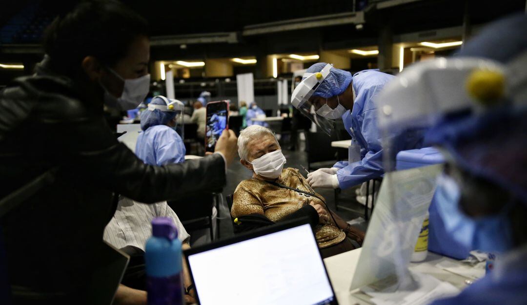 Punto de vacunación contra COVID-19