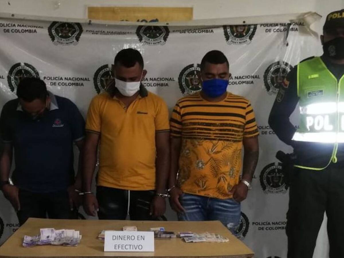 Capturados tres hombres por robar camión repartidor de gaseosas en Tenerife