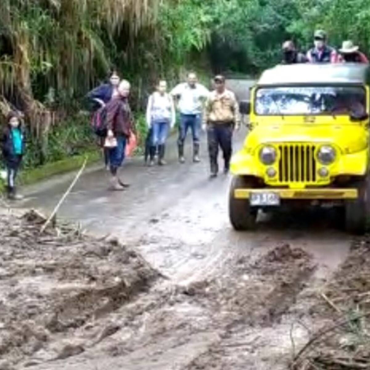 Deslizamientos afectaron la movilidad en la vía Salento-Valle de Cocora