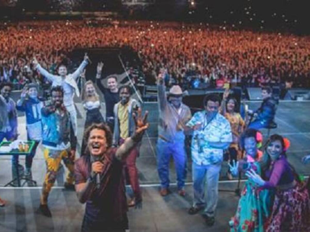 Carlos Vives presenta el trabajo con sus amigos en El Campín