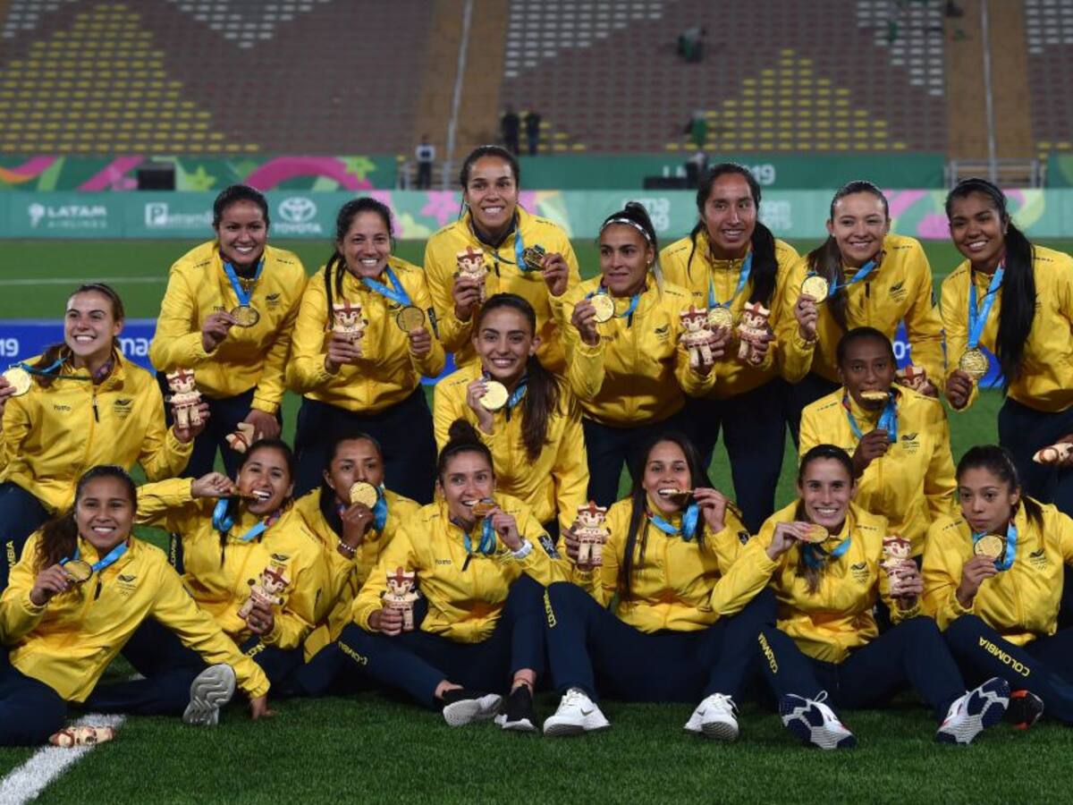 Las mejores imágenes de la medalla de oro de la selección femenina